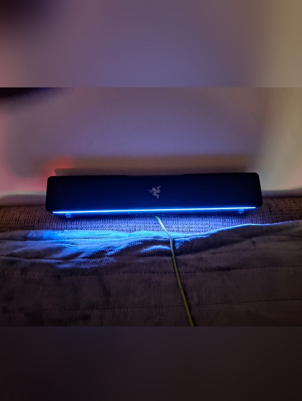 🎁Razer Leviathan V2X Bluetooth PC & Gaming Soundbar W/ Color Lights Black OS - Picture 3 of 9